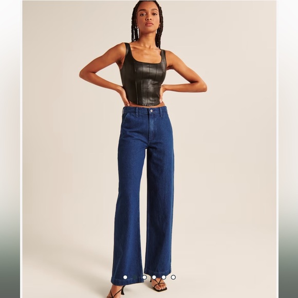 Abercrombie & Fitch Leather Crop - Picture 5 of 16